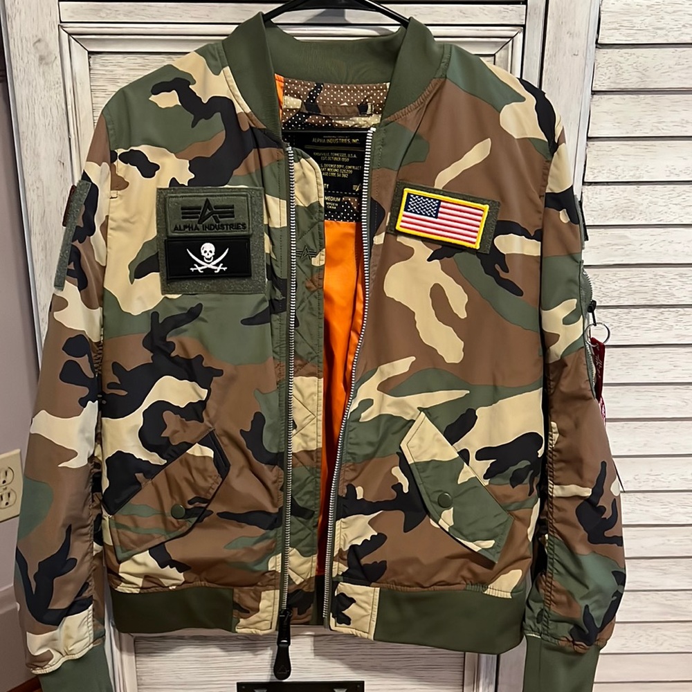 Alpha industries bomber jacket